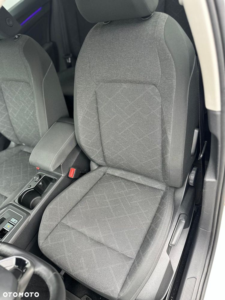 Volkswagen Golf 2.0 TDI SCR DSG Life - 31