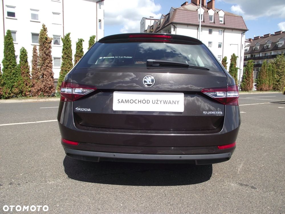 Skoda Superb 1.8 TSI Ambition - 9