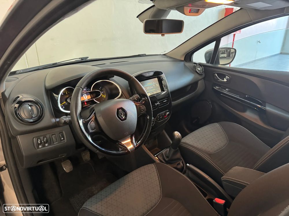 Renault Clio 1.5 dCi Luxe - 10
