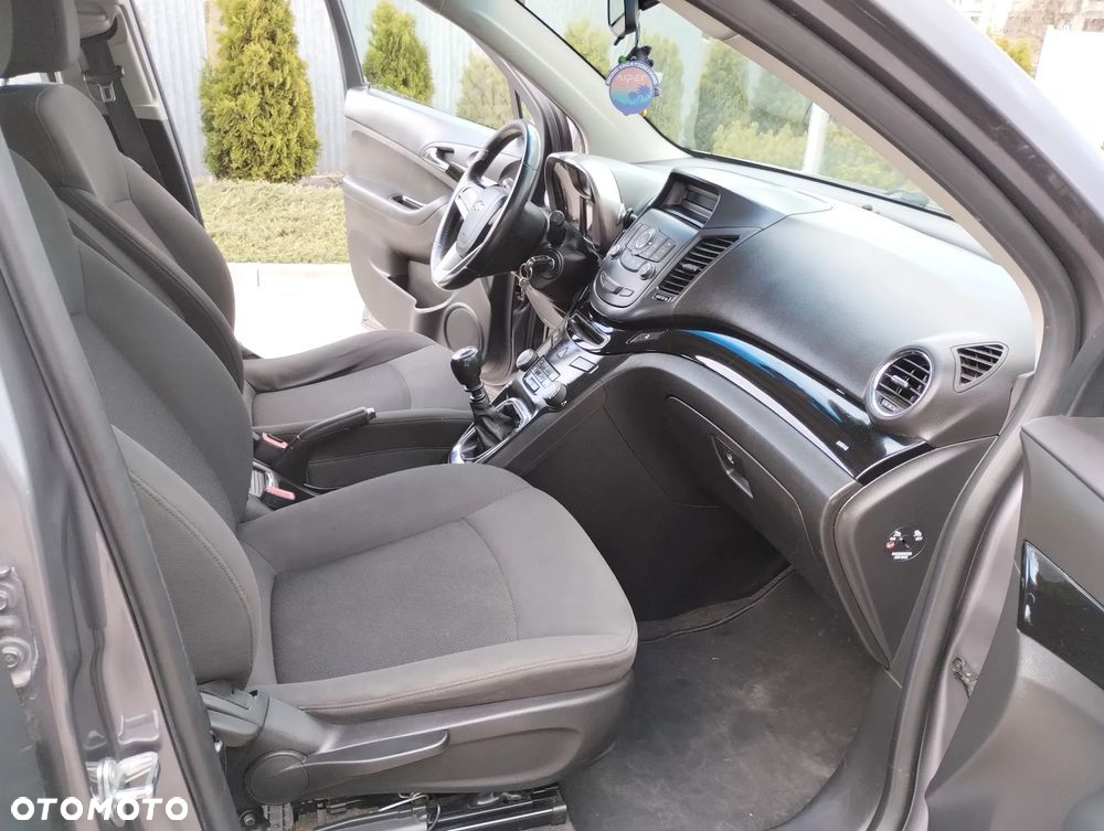 Chevrolet Orlando - 14