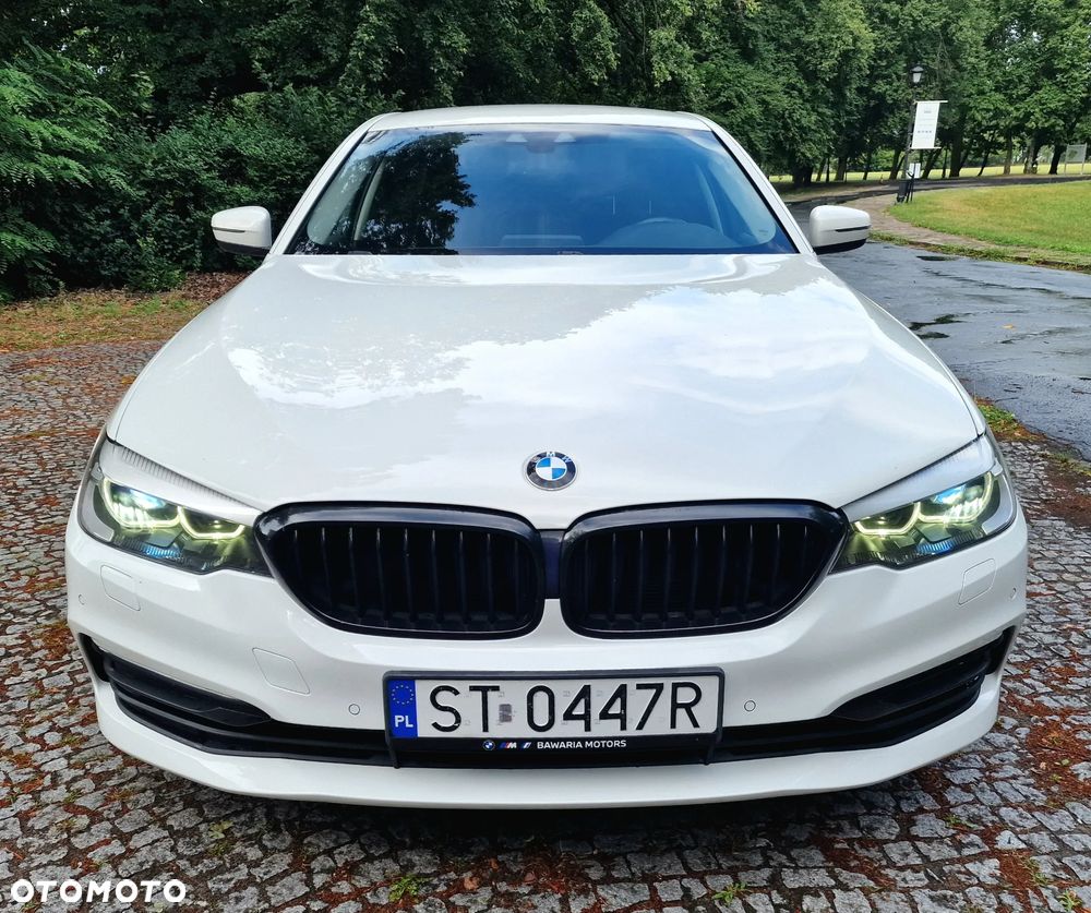 BMW Seria 5 520d Luxury Line - 13