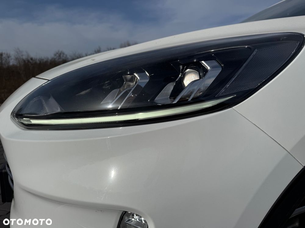 Ford Kuga 2.5 FHEV FWD Titanium - 20