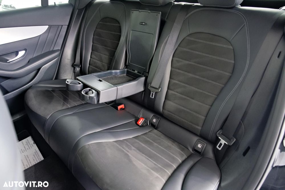 Mercedes-Benz GLC 300 e 4MATIC - 26
