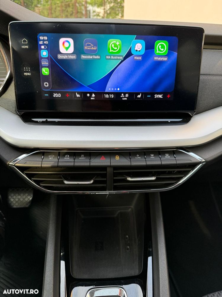 Skoda Octavia 2.0 TDI STYLE DSG - 23