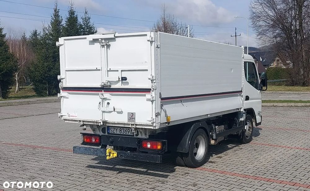 Mitsubishi FUSO CANTER - 8