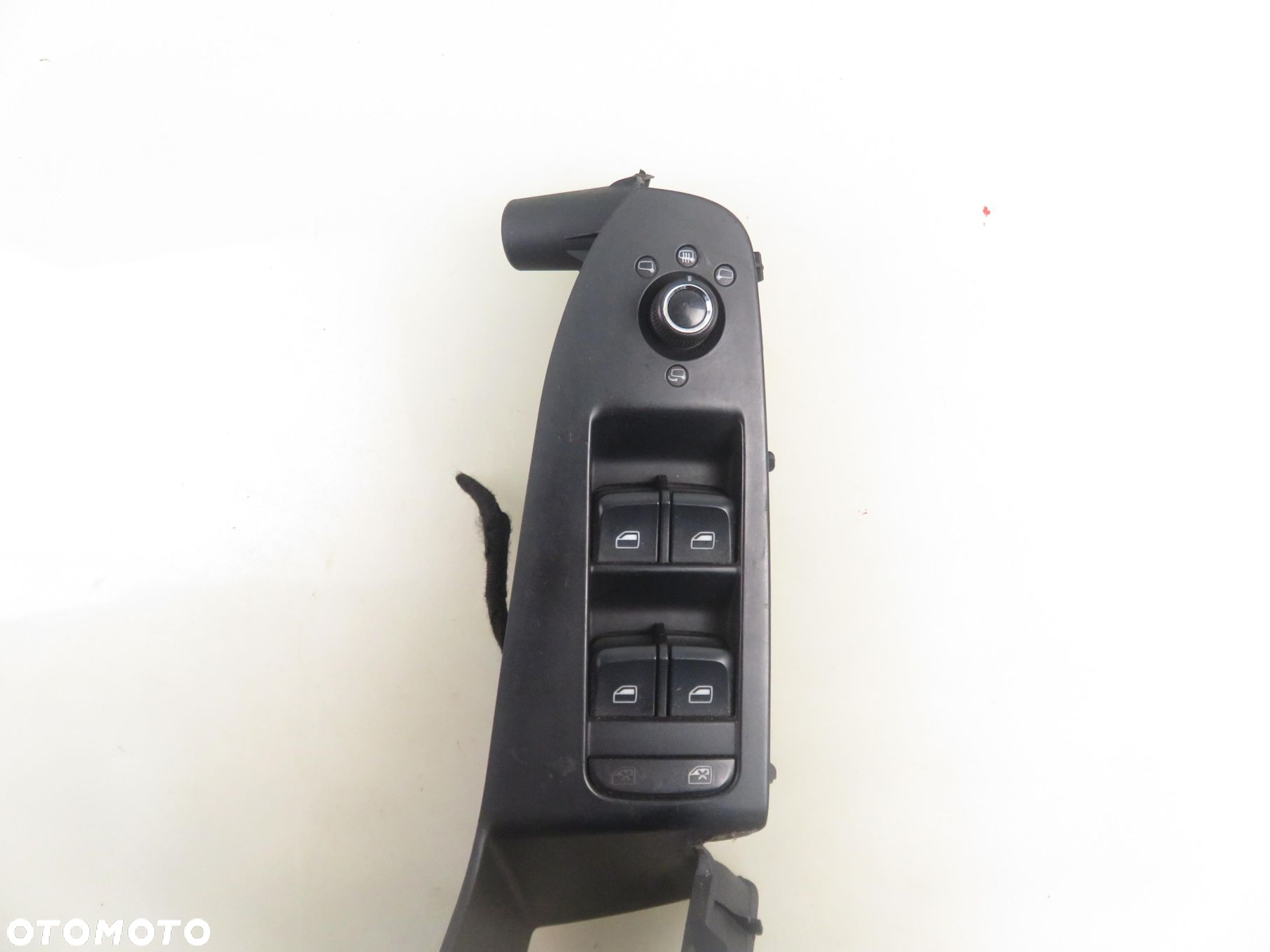PANEL SZYB AUDI A4 B8  8K1867171D 8K1867171E - 12