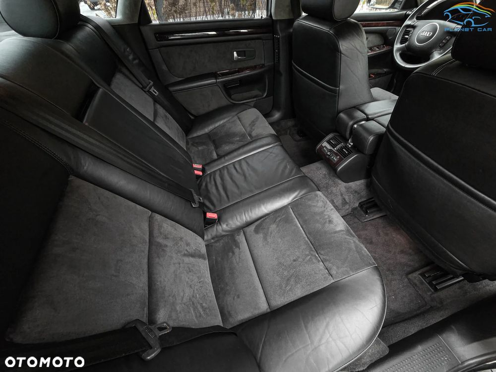 Audi A8 W12 quattro - 21