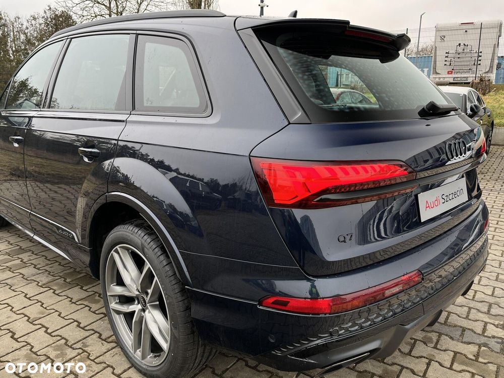 Audi Q7 - 12