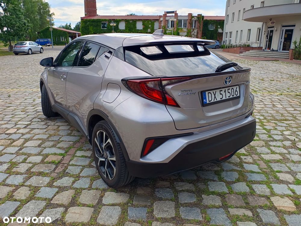 Toyota C-HR - 11