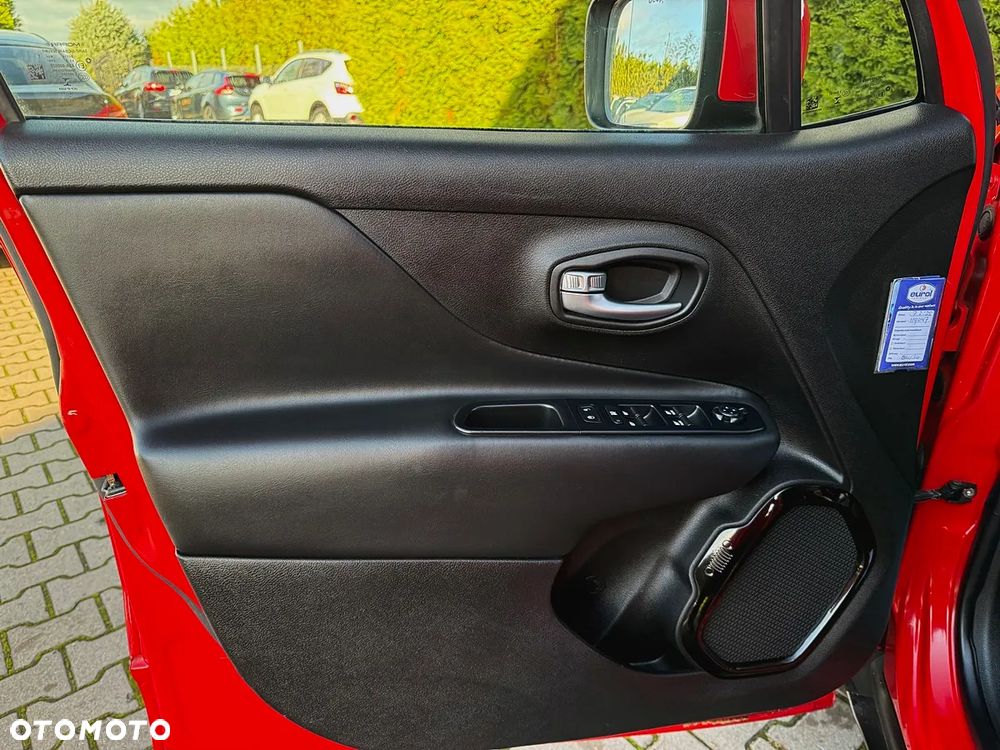 Jeep Renegade 1.6 E-torQ Night Eagle - 22