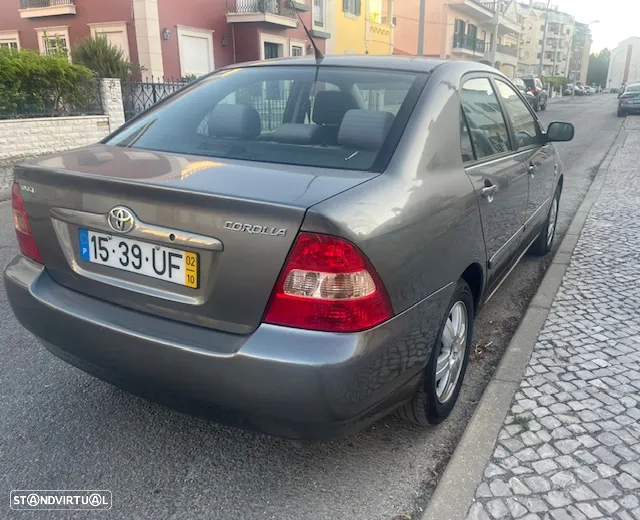 Toyota Corolla 1.4 SE - 6