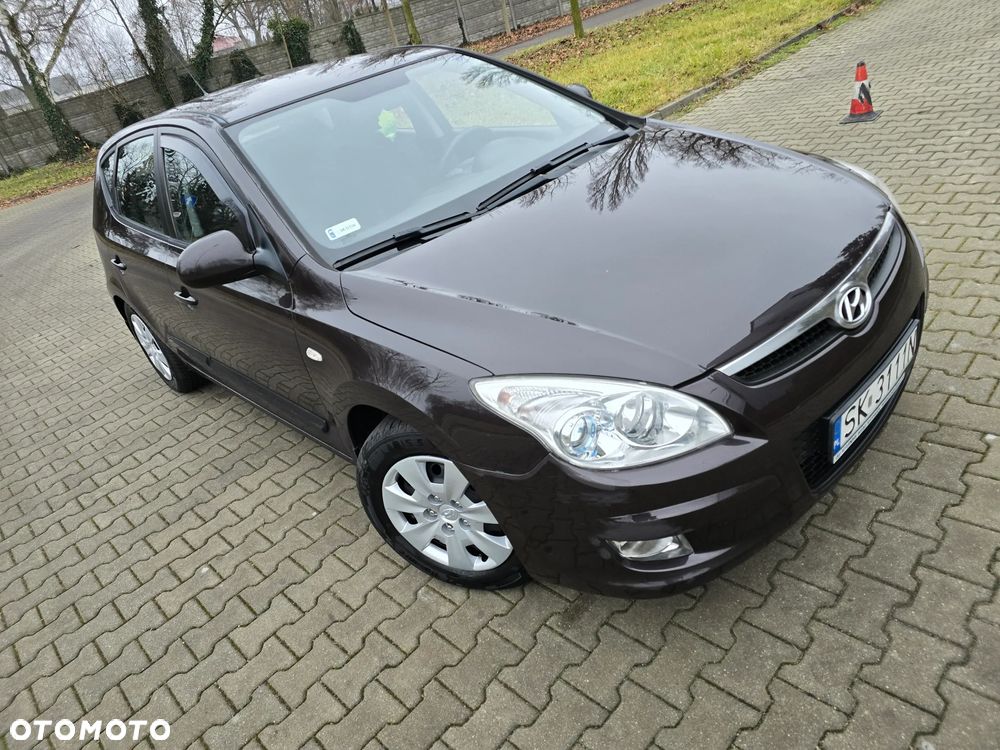 Hyundai i30 1.6 Comfort - 27