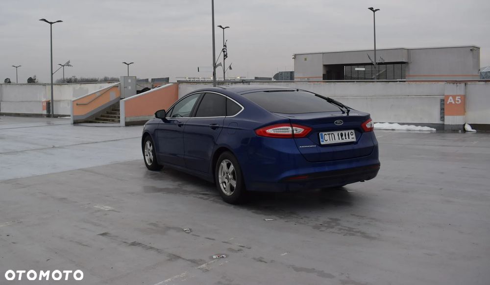 Ford Mondeo 2.0 TDCi Titanium PowerShift - 4