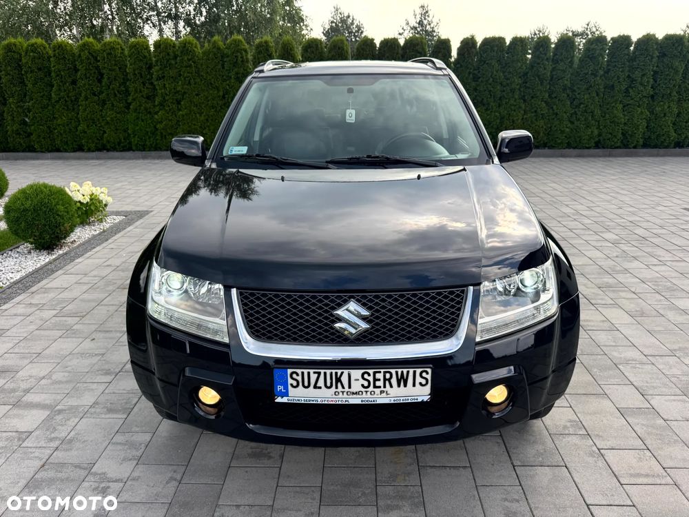 Suzuki Grand Vitara 2.0 De luxe - 2
