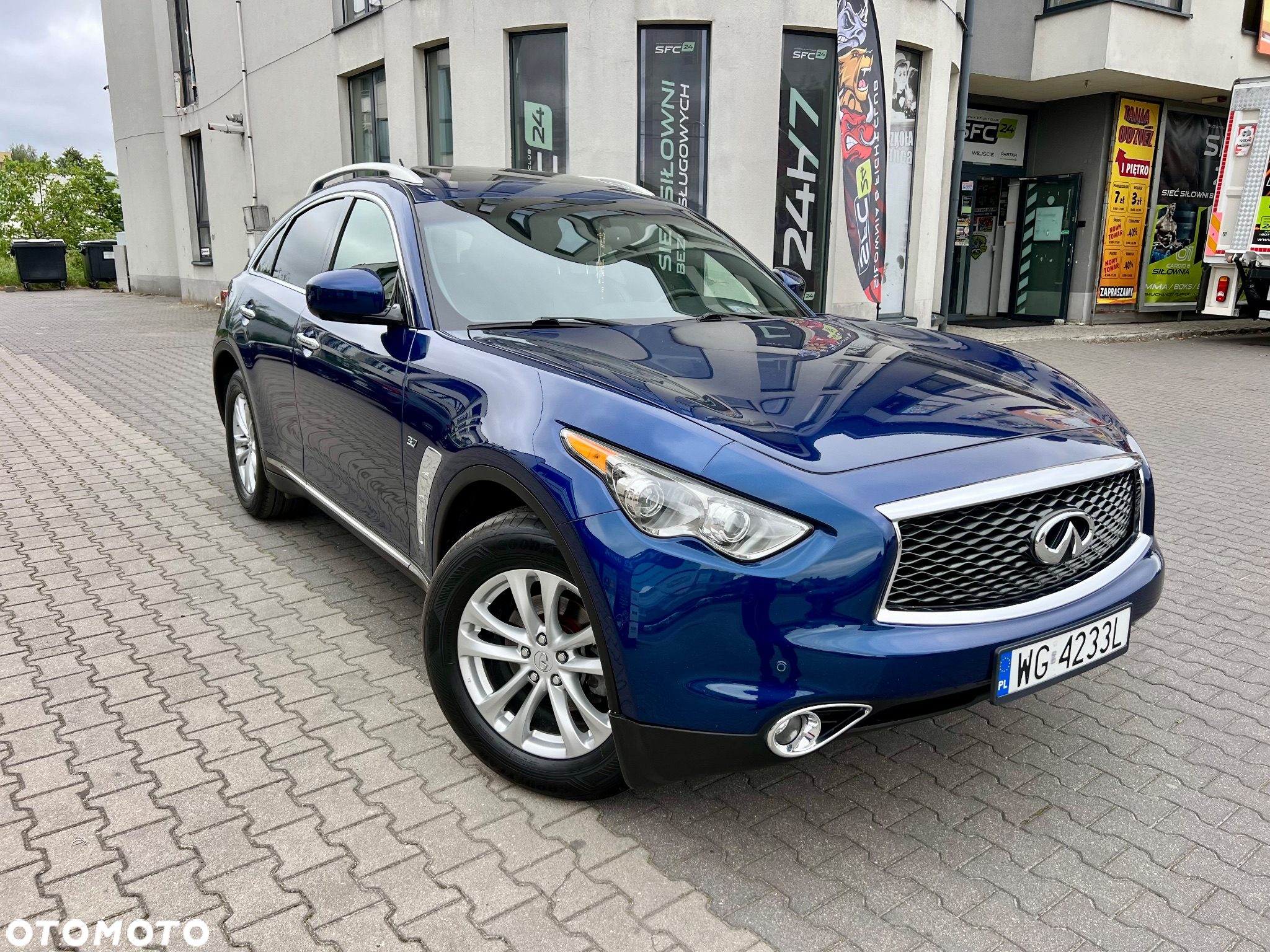 Infiniti QX70 3.7 AWD S Premium - 7