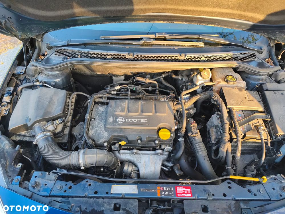 Opel Astra 1.4 Turbo - 14