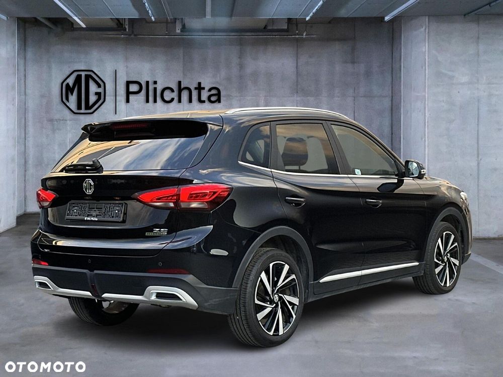 MG ZS Hybrid+ - 8