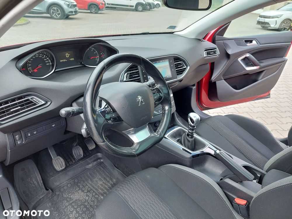 Peugeot 308 1.2 PureTech Style S&S - 22
