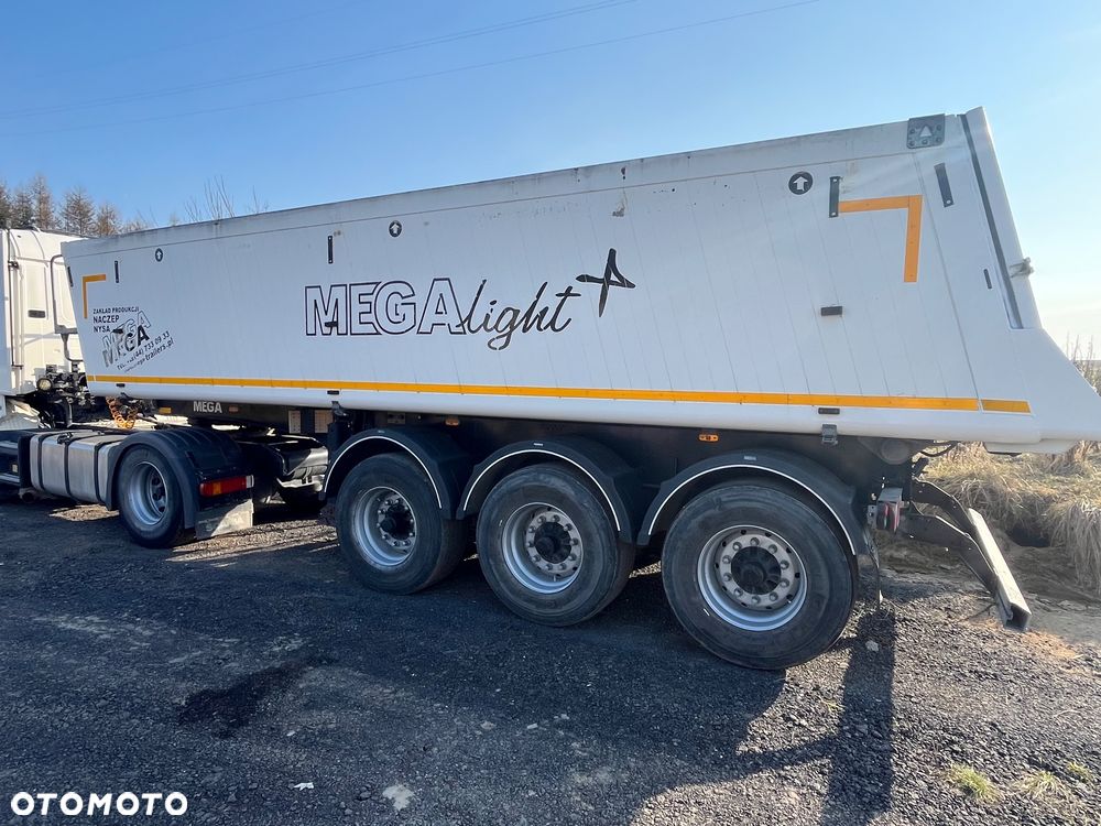 Mega light - 2