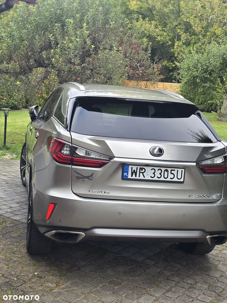 Lexus RX - 4