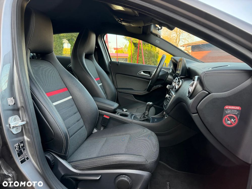 Mercedes-Benz Klasa A 180 2Style - 19