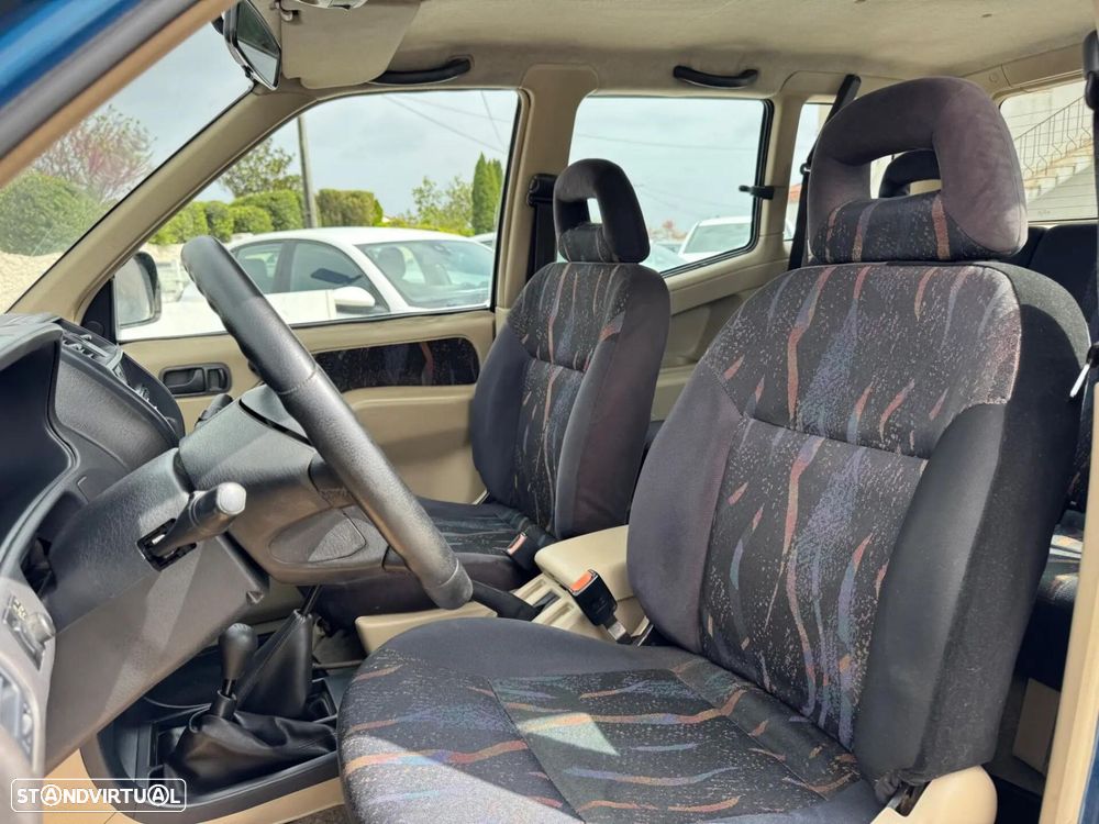Nissan Terrano - 8