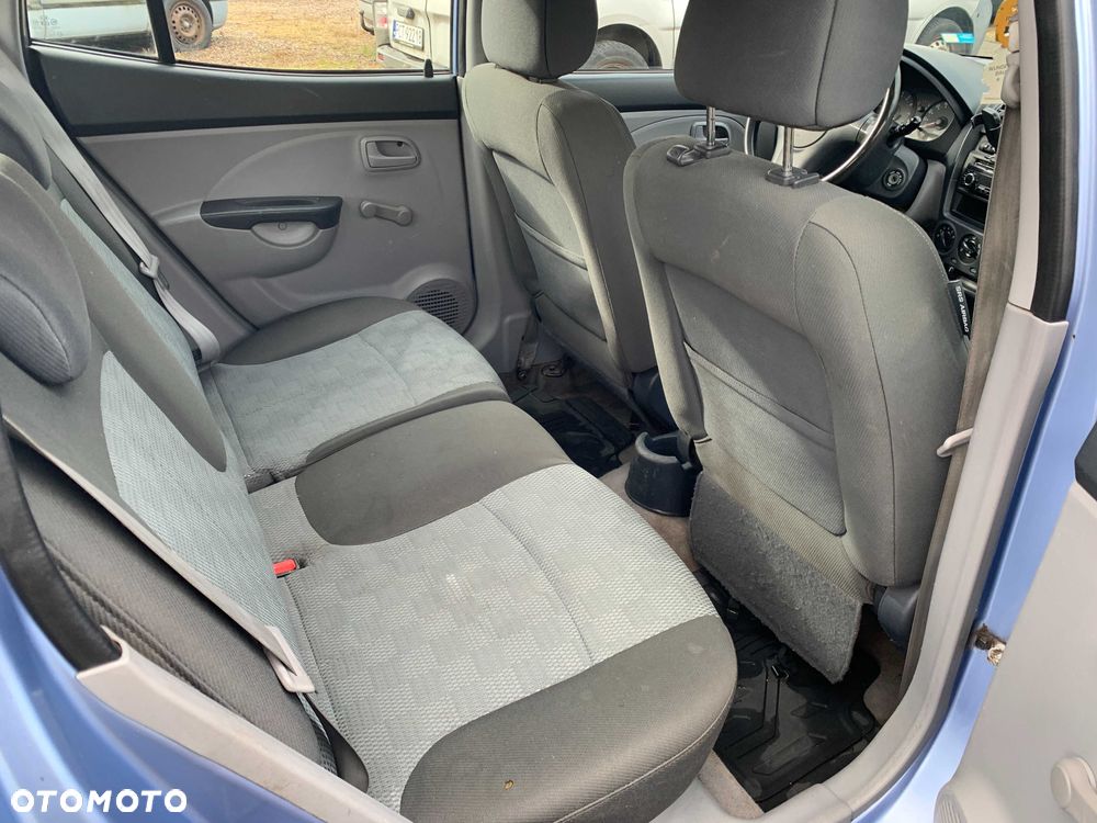 Kia Picanto - 7