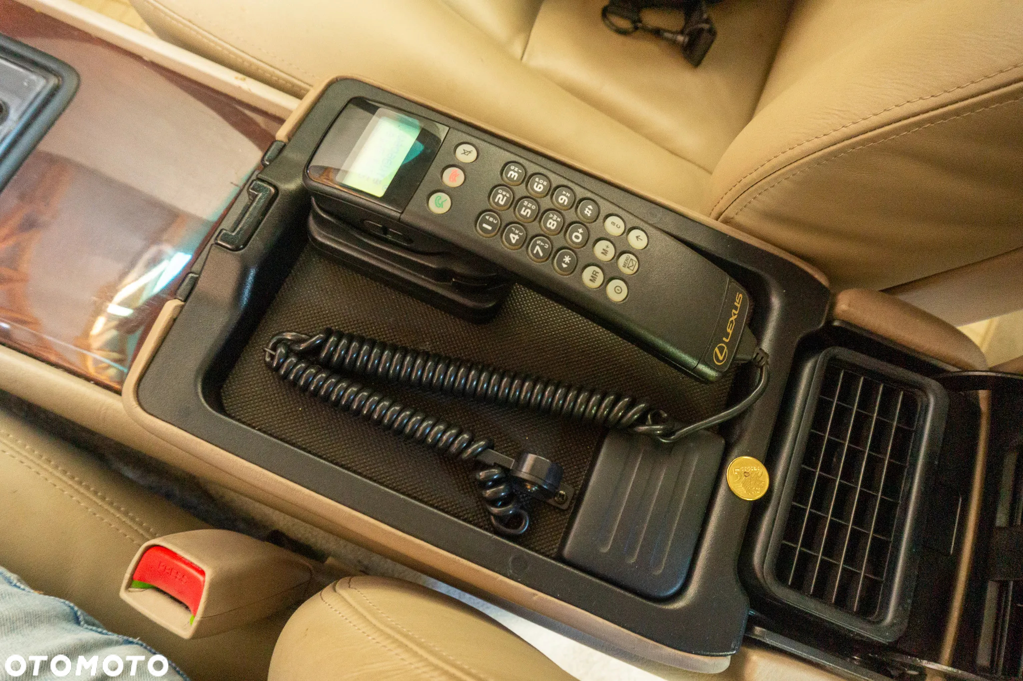 Lexus LS 400 - 37