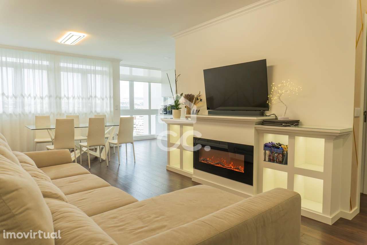 Apartamento T2  Renovado Alfornelos/ Metro RESERVADO - Grande imagem: 3/36