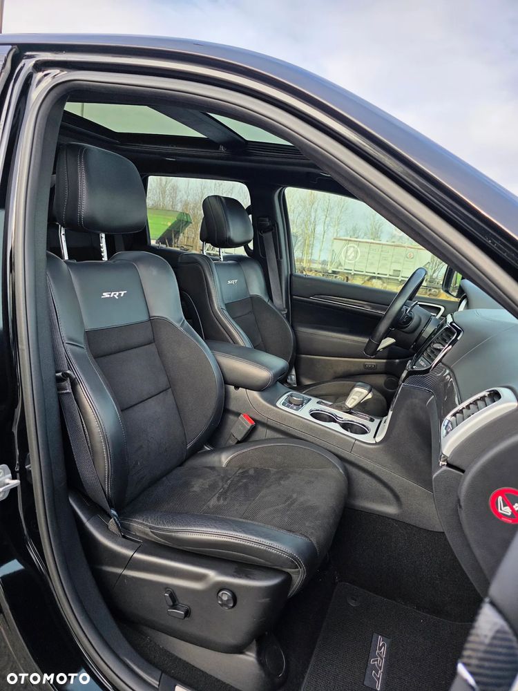 Jeep Grand Cherokee 6.4 V8 SRT8 - 12