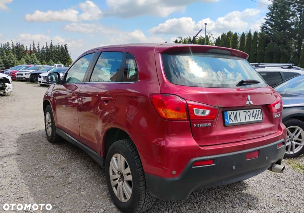 Mitsubishi ASX - 4