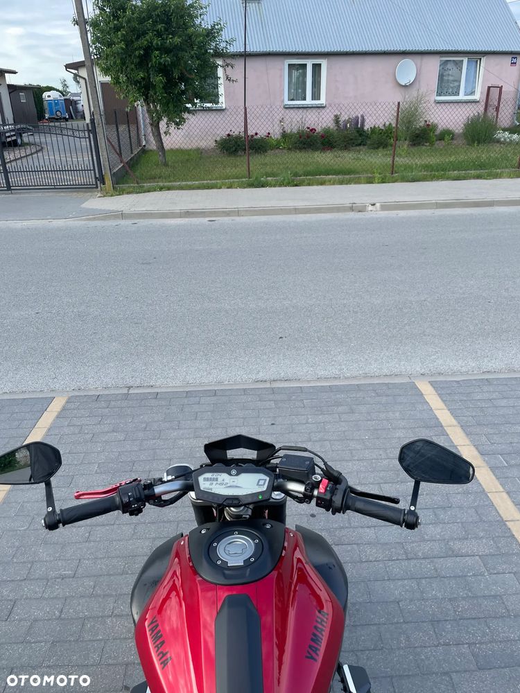 Yamaha MT - 5