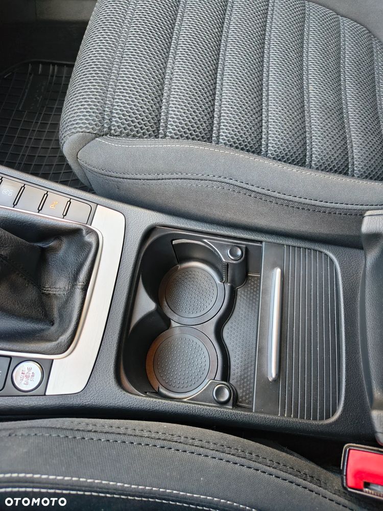 Volkswagen CC 2.0 TDI DPF BMT - 12