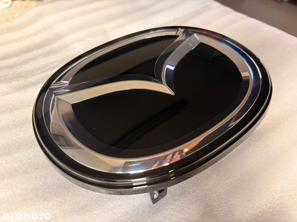 MAZDA 6 2018 2026 Emblemat przedni Znaczek przód pod radar GSH751730 - 3