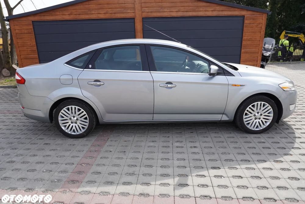 Ford Mondeo 2.0 Ghia X100 / X - 4