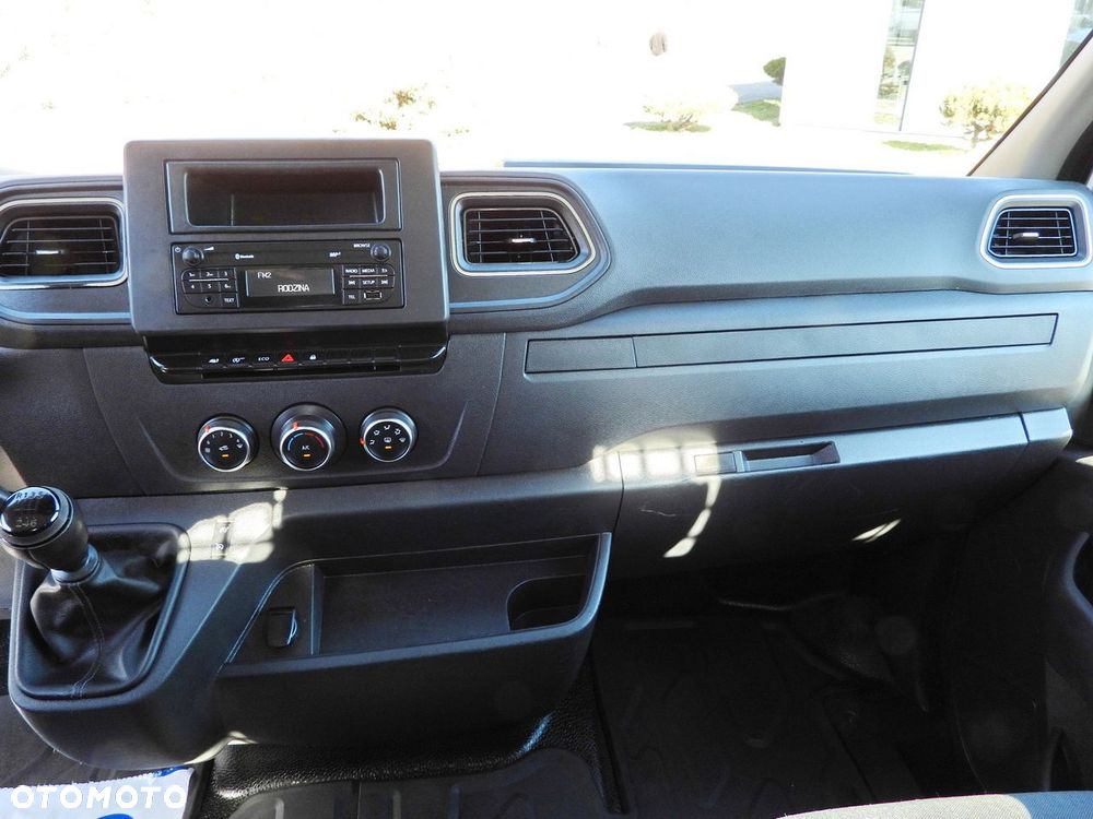 Renault MASTER SKRZYNIA TEMPOMAT LEDY KLIMATYZACJA  165KM - 32