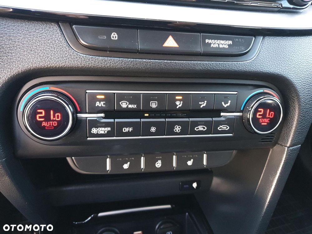 Kia XCeed 1.6 GDI PHEV L Business Line DCT - 23