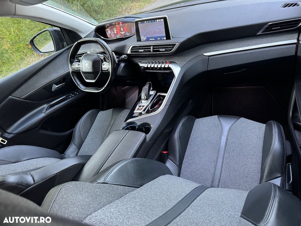 Peugeot 3008 1.5 BlueHDI S&S EAT8 Allure - 33