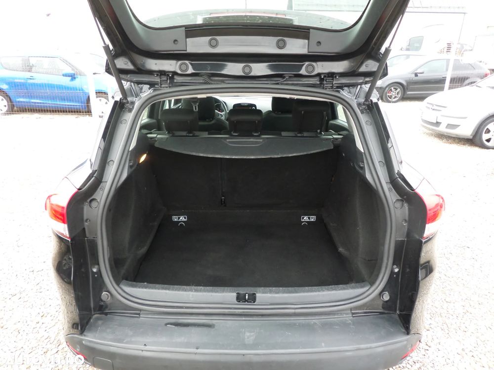Renault Clio - 6