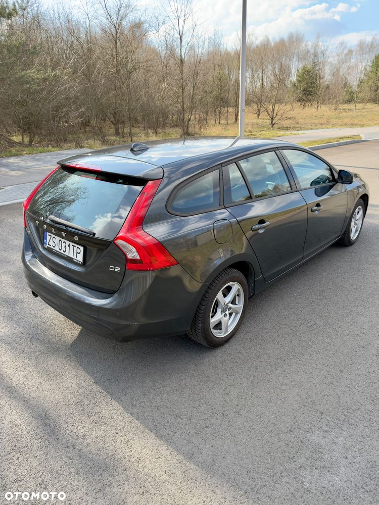 Volvo V60 D2 Geartronic Powershift Summum - 5