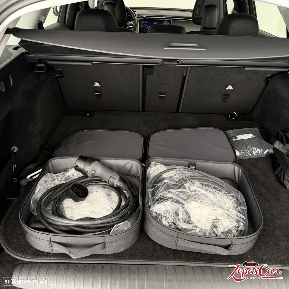 Mercedes-Benz E 300 de 4Matic All-Terrain - 18