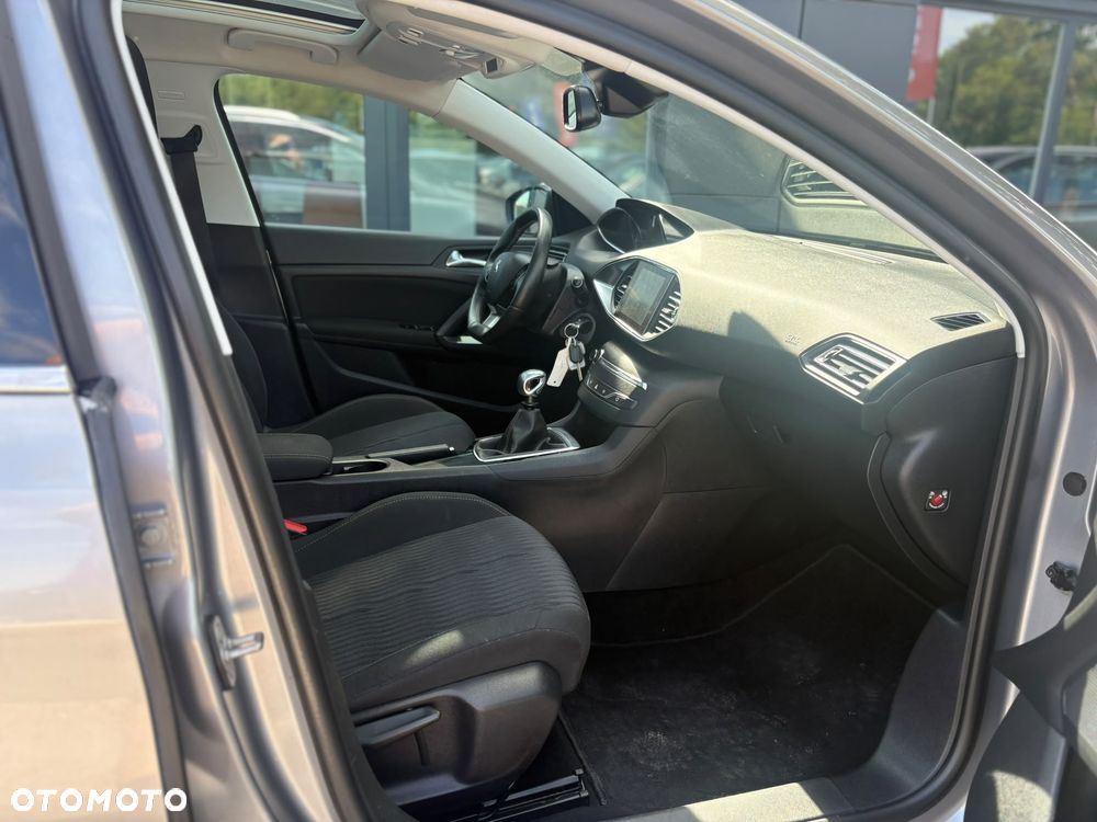 Peugeot 308 1.6 BlueHDi Active S&S - 10