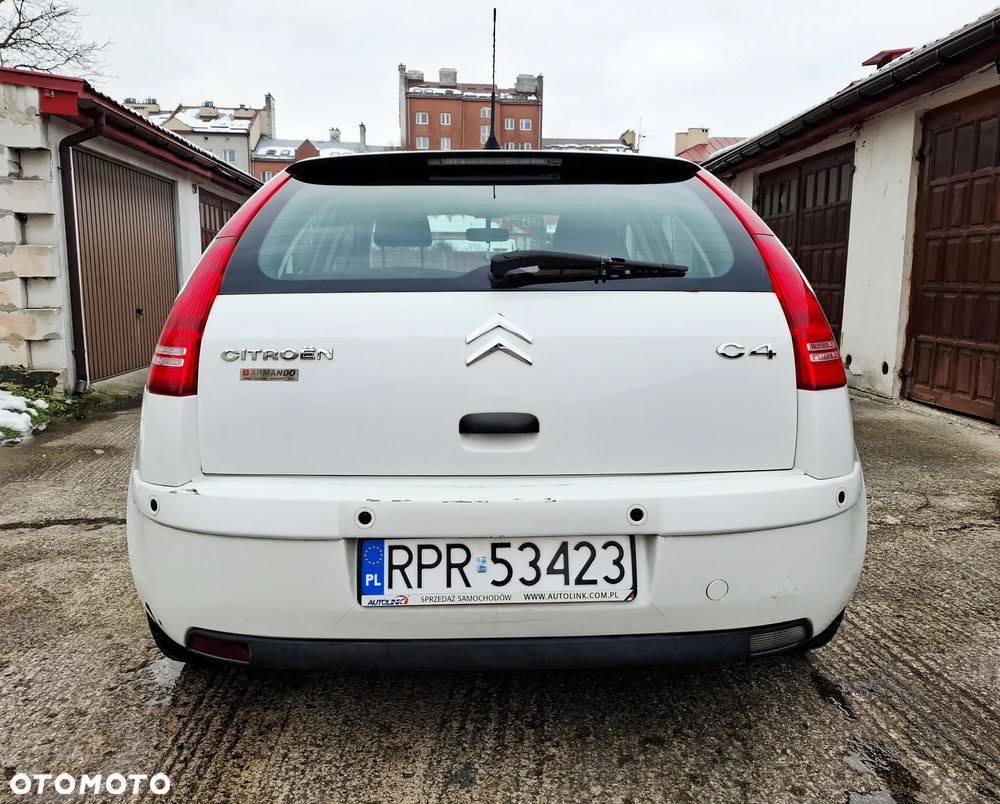 Citroën C4 1.6 16V Magic - 4