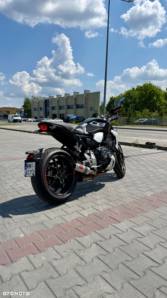 Honda CB - 2