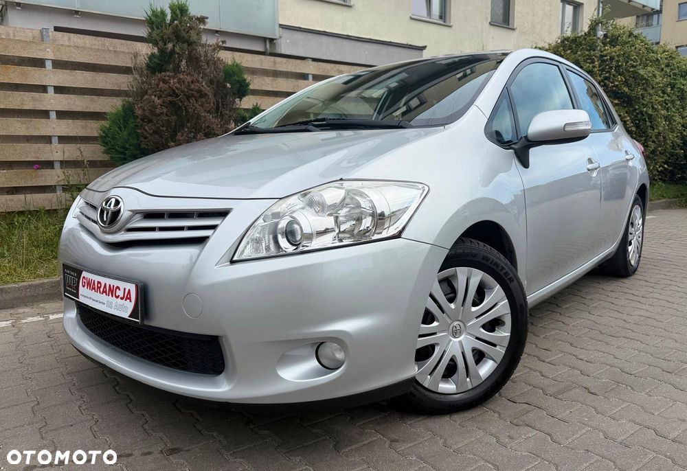 Toyota Auris 1.33 VVT-i Terra Start - 2