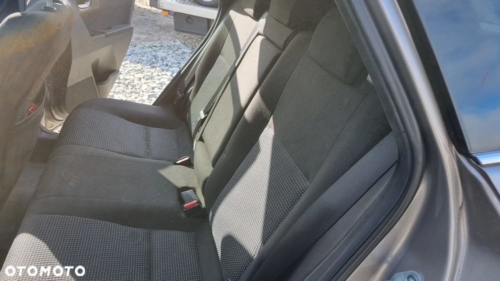 Toyota Auris - 23