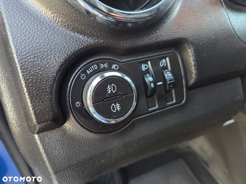 Chevrolet Trax 1.7 D LT - 20