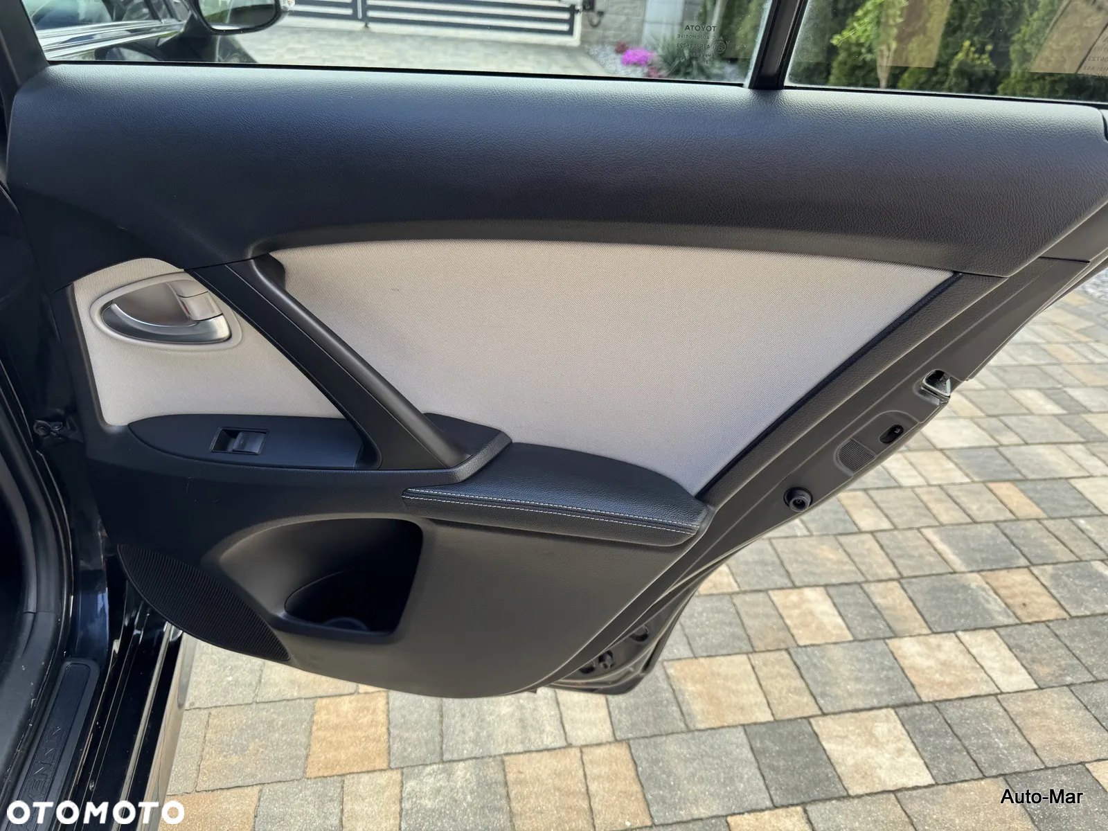 Toyota Avensis Touring Sports 1.8 Business Edition - 22