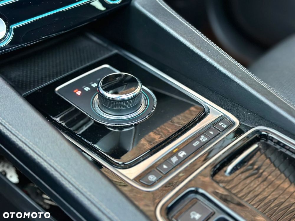 Jaguar F-Pace 3.0 V6 AWD S - 27