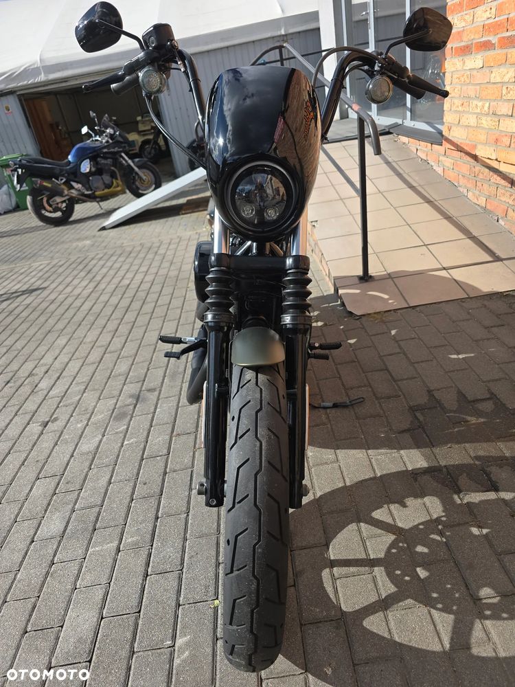 Harley-Davidson Sportster Iron 1200 - 9